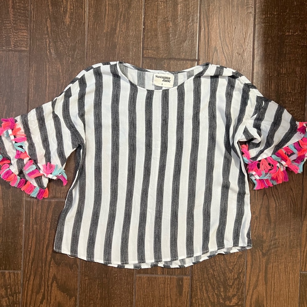 Savanna Jane fringe sleeves top